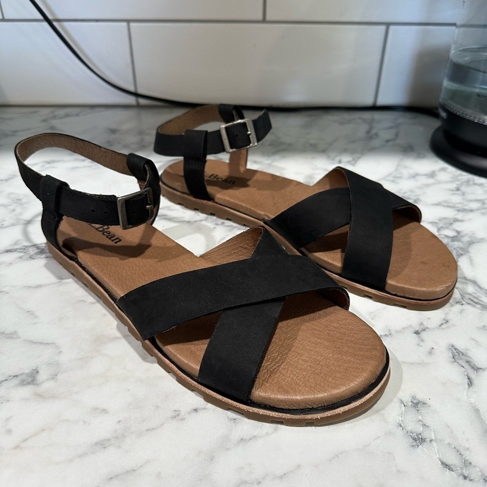 LL Bean Womens Black Ankle Strap Criss Cross Comfort Flat Sandals Size 11‎